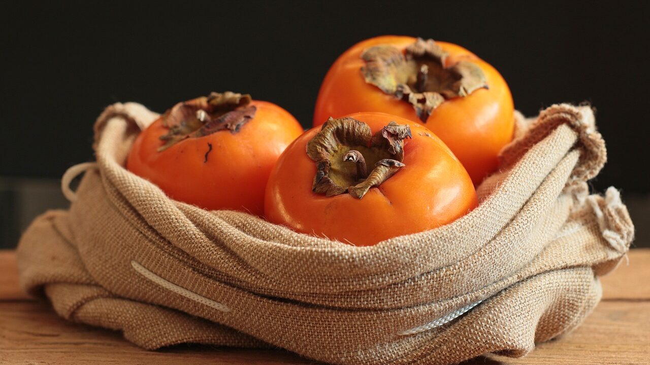 How to Eat a Persimmon